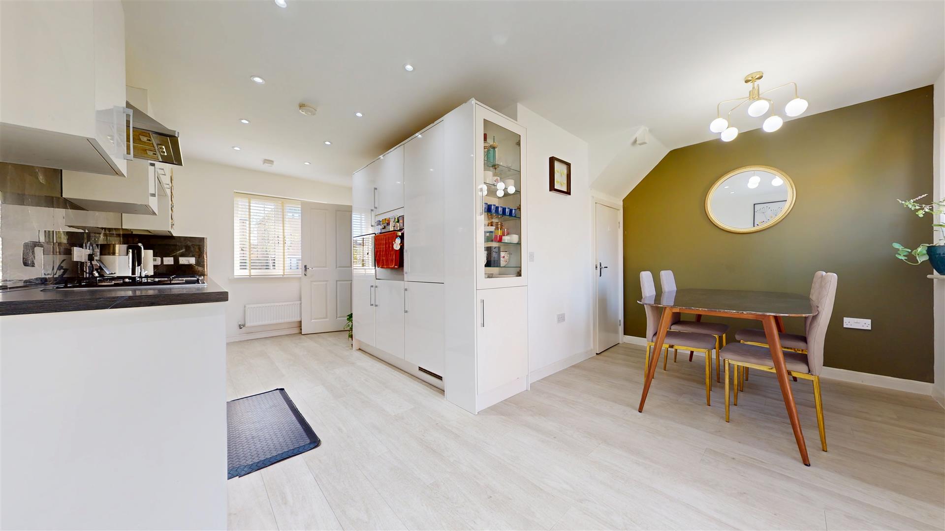 3 bed property in Hariana Close, Milton Keynes